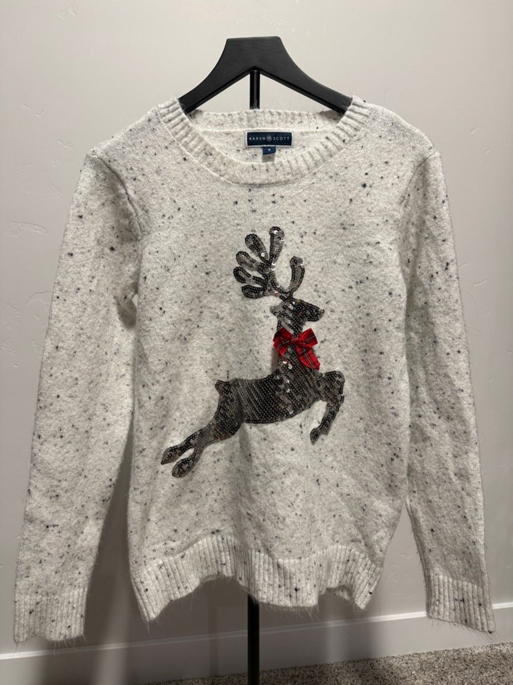Karen Scott White Speckled Sequin Reindeer Crewneck Sweater with Red Bow